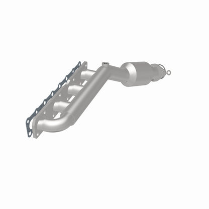 Magnaflow 2004 Nissan Titan 5.6L Direct Fit Converter Magnaflow
