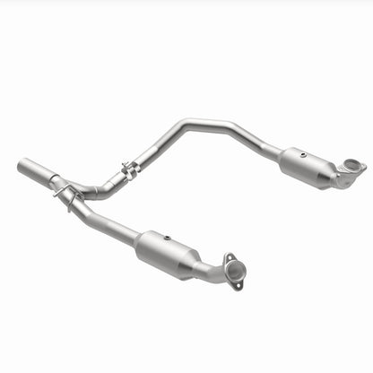 Magnaflow 17-18 Ford E-350 6.8L Direct Fit Converter Magnaflow