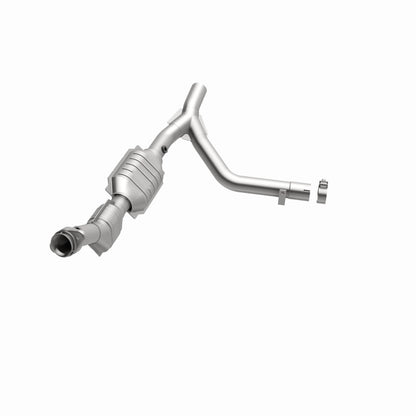 MagnaFlow Conv DF 01 Ford Trucks 5.4L Magnaflow
