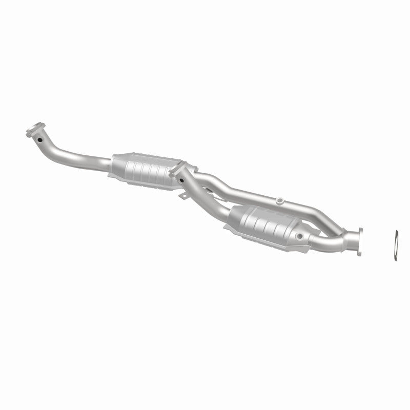 Magnaflow 99-00 Ford Windstar 3.0L Direct Fit Converter Magnaflow
