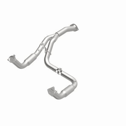 Magnaflow 11-15 Chevrolet Silverado 2500 HD 6.0L Direct Fit Converter Magnaflow