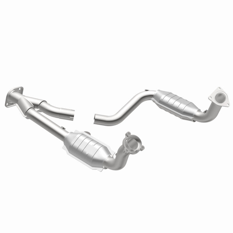 MagnaFlow Conv DF 03-06 Chevy SSR 5.3/6.0 Magnaflow