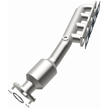 Magnaflow 2004 Nissan Titan 5.6L Direct Fit Converter Magnaflow
