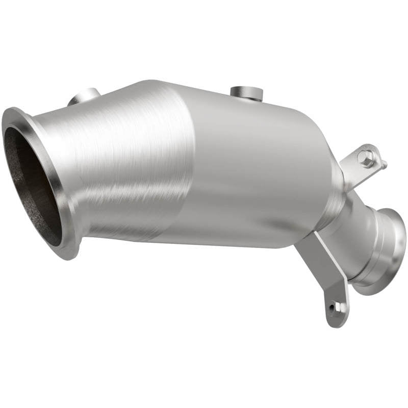 MagnaFlow 2014 BMW 335i GT xDrive 3.0L Underbody Direct Fit EPA Compliant Catalytic Converter Magnaflow