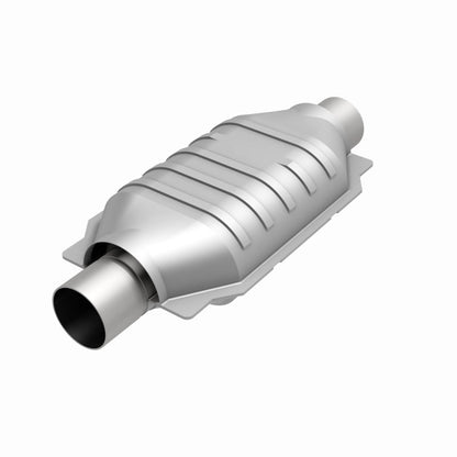 MagnaFlow Conv Univ 2.5in Inlet/Outlet Center/Center Oval 12in Body L x 7in W x 16in Overall L Magnaflow