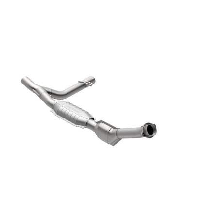 MagnaFlow Conv DF 99-00 Ford Trucks 5.4L Magnaflow