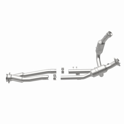 Magnaflow 15-17 Ford Transit-150 3.7L Direct Fit Converter Magnaflow