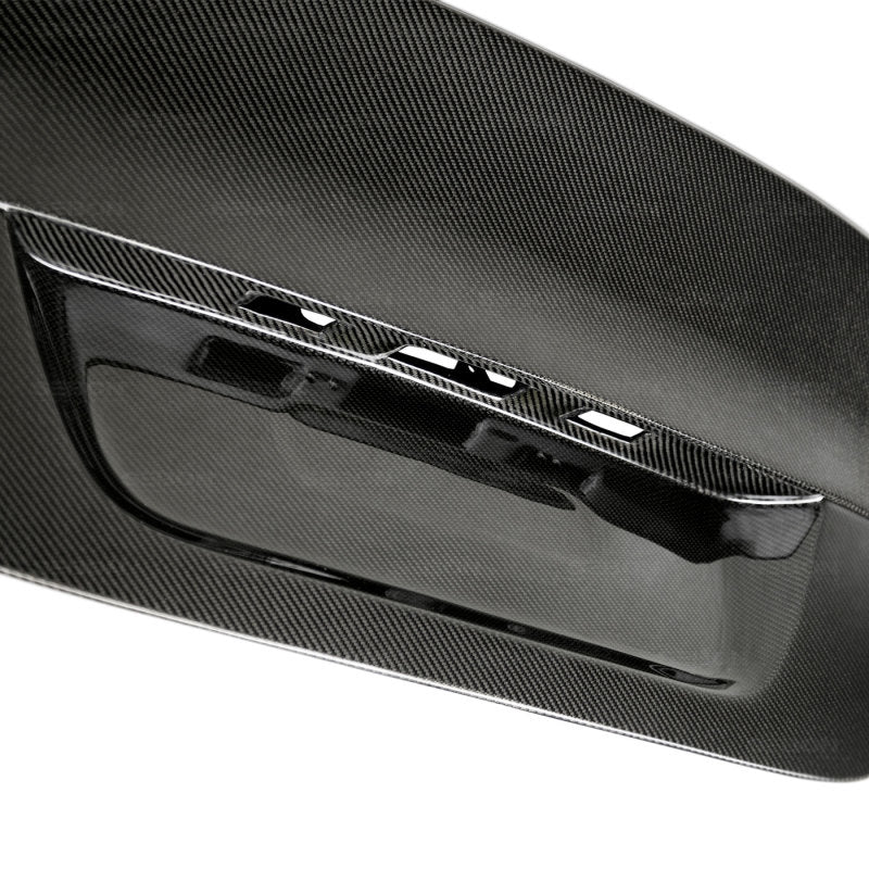 Seibon CSL-style carbon fiber trunk lid for 2004-2010 BMW E60 (U.S. Plates) - TL0407BMWE60-C