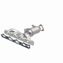 Load image into Gallery viewer, MagnaFlow 08-10 Pontiac G6 2.4L Underbody Direct Fit CARB Compliant Manifold Catalytic Converter