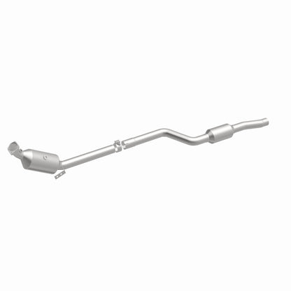 Magnaflow 2011 C300 V6 3 OEM Underbody Direct Fit Converter Magnaflow