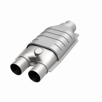 MagnaFlow Conv Univ 2inch Inlet/2.5inch Outlet Dual/Single Oval Shape Magnaflow