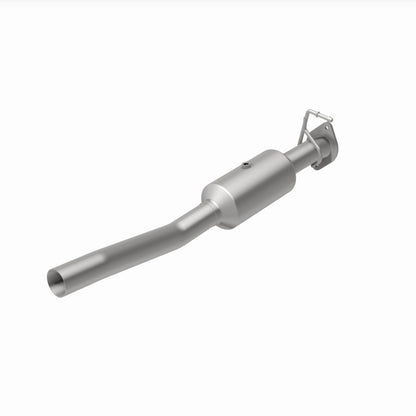 MagnaFlow 16-19 Ford F-53 V10 6.8L Underbody Direct-Fit Catalytic Converter Magnaflow