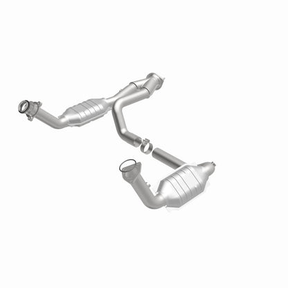MagnaFlow Conv DF 02-06 Cadillac Truck. 8 5.3L Dual Conv. Y-Pipe Assy 2wd/Chevy Truck 99-07 Magnaflow