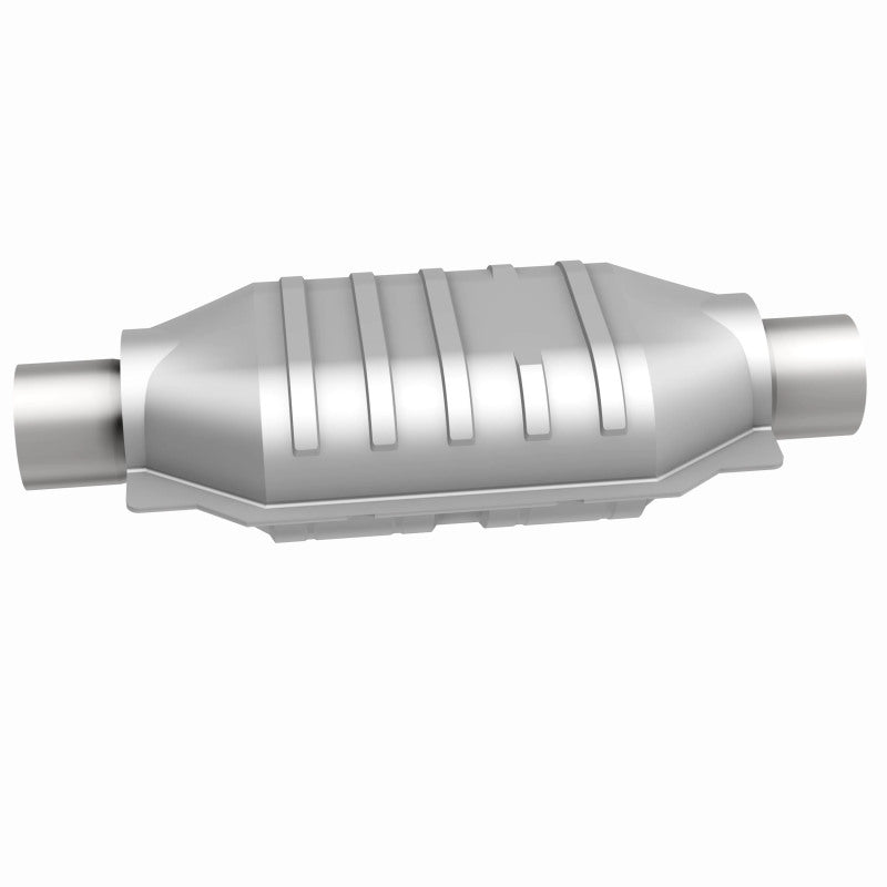 MagnaFlow Conv Univ 2.5in Inlet/Outlet Center/Center Oval 12in Body L x 7in W x 16in Overall L Magnaflow
