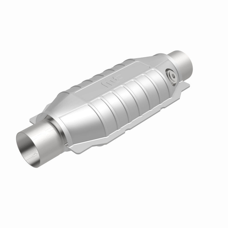 MagnaFlow Conv Univ 3.00inch w/ single O2 Magnaflow
