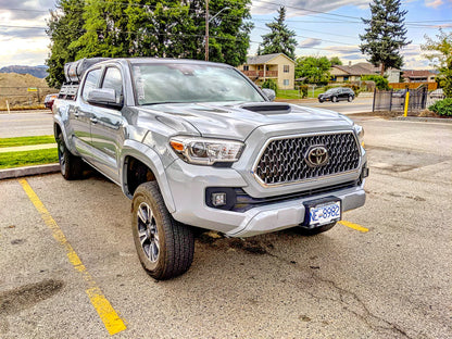 Cali Raised LED CR2532 fog light pod replacement kit with 3x2 18W amber pods for Toyota Tacoma