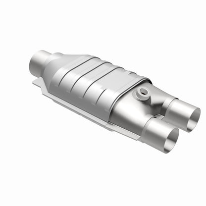 MagnaFlow Conv Univ 2/2.5 Single O2 Boss Magnaflow
