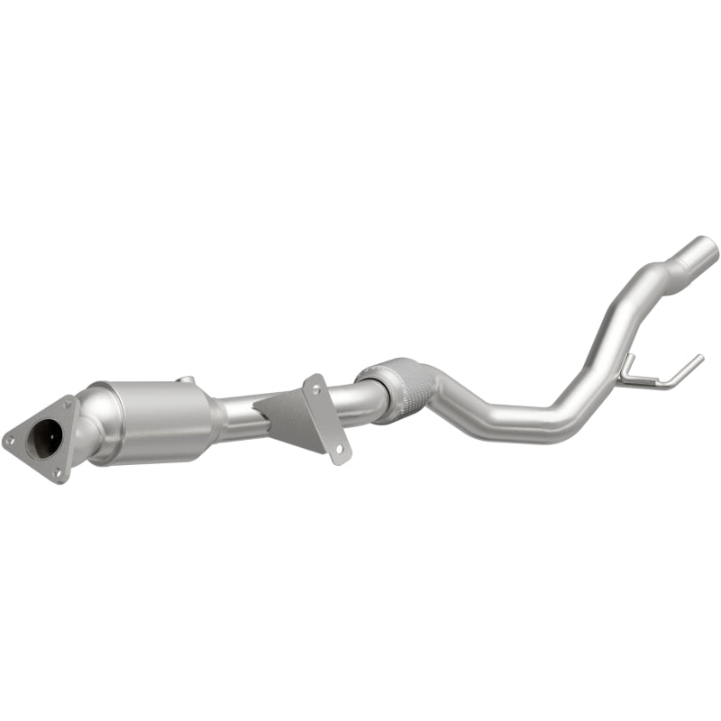 MagnaFlow 11-15 Touareg V6 3.6 Direct Fit Converter OEM Underbody Magnaflow