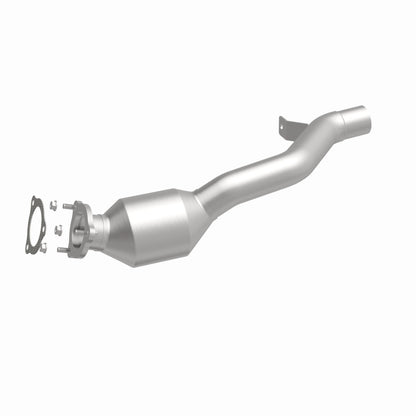 Magnaflow 10-11 Cayenne V8 4.8 OEM Underbody Direct Fit Converter Magnaflow