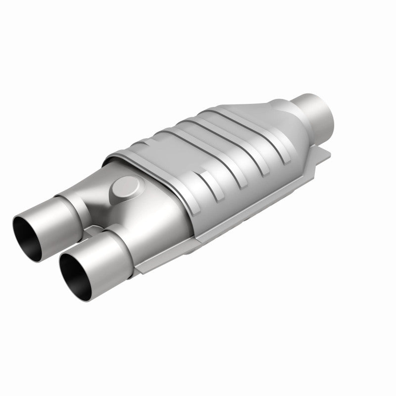 MagnaFlow Conv Univ 2inch Inlet/2.5inch Outlet Dual/Single Oval Shape Magnaflow