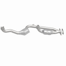 Load image into Gallery viewer, MagnaFlow CONV DF 99-01 Continental 4.6L 50S