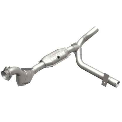 MagnaFlow Conv DF 01 Ford Trucks 4.6L Magnaflow