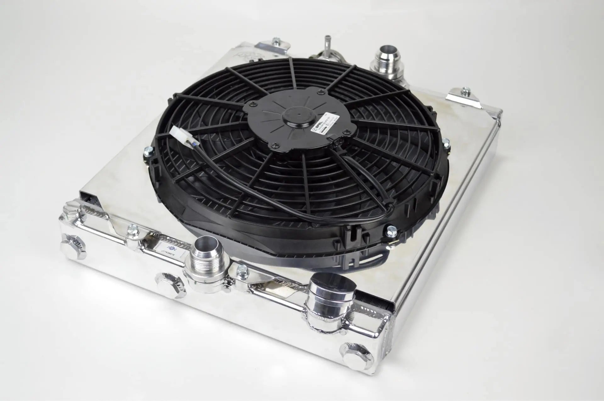 CSF 2858X Universal Half Radiator w/-16AN & Slip-On Fittings/12in SPAL Fan & Shroud CSF