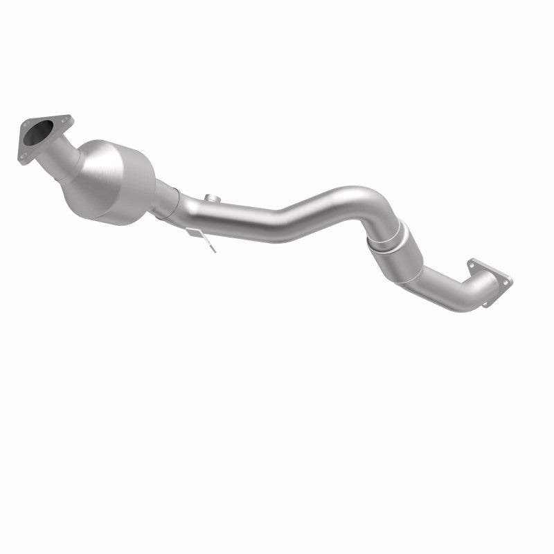 MagnaFlow Conv DF 07 VW Touareg 3.6L Front close Magnaflow