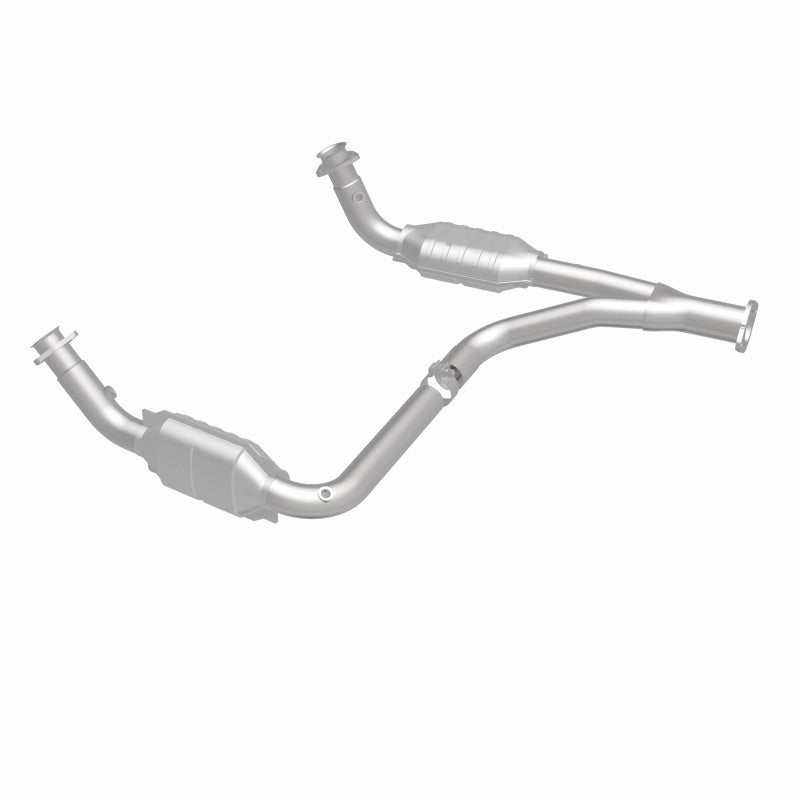 MagnaFlow Conv DF 00-01Tahoe/Yukon V8 5.7L Magnaflow