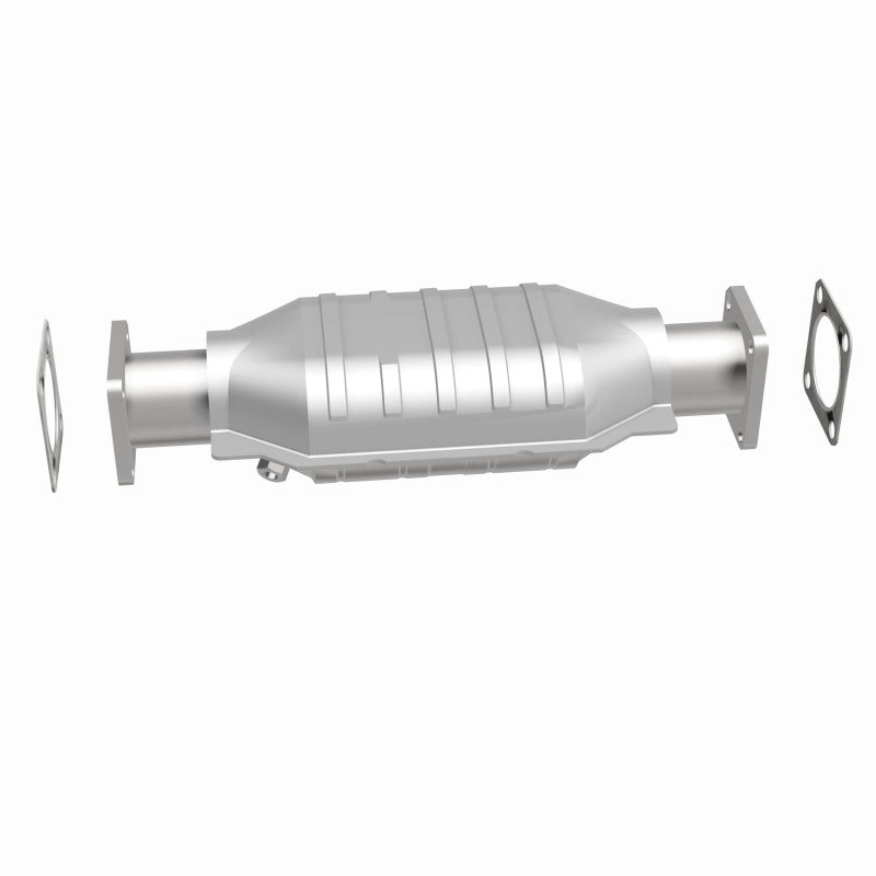 MagnaFlow California Converter Direct Fit 75-82 Chevrolet LUV 1.8L / 86-91 Isuzu Trooper 2.3L Magnaflow