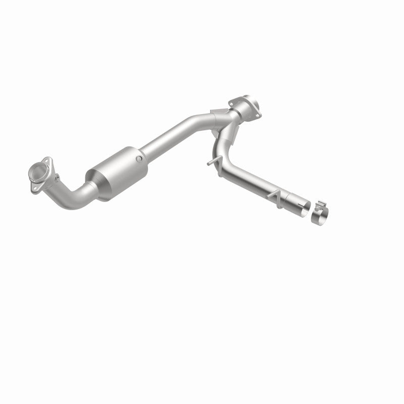 MagnaFlow Conv Direct Fit 05-06 Lincoln Navigator 5.4L w/ 3in Main Piping Magnaflow