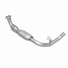 Load image into Gallery viewer, MagnaFlow Conv DF 99-00 Ford Trucks 5.4L