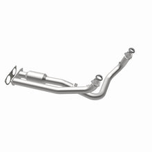 Load image into Gallery viewer, MagnaFlow California Grade Direct-Fit Catalytic Converter 96-00 Chevrolet / GMC K3500 V8 7.4L