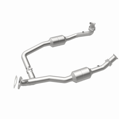 Magnaflow 2003 Ford E-350 Super Duty 5.4L Direct Fit Converter Magnaflow