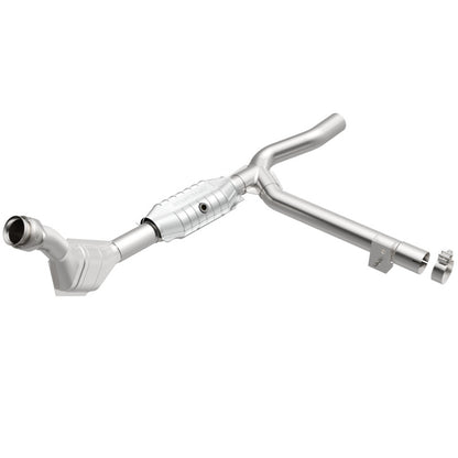 MagnaFlow Conv DF 99-00 F-150 4.2L V6 2WD P/ Magnaflow