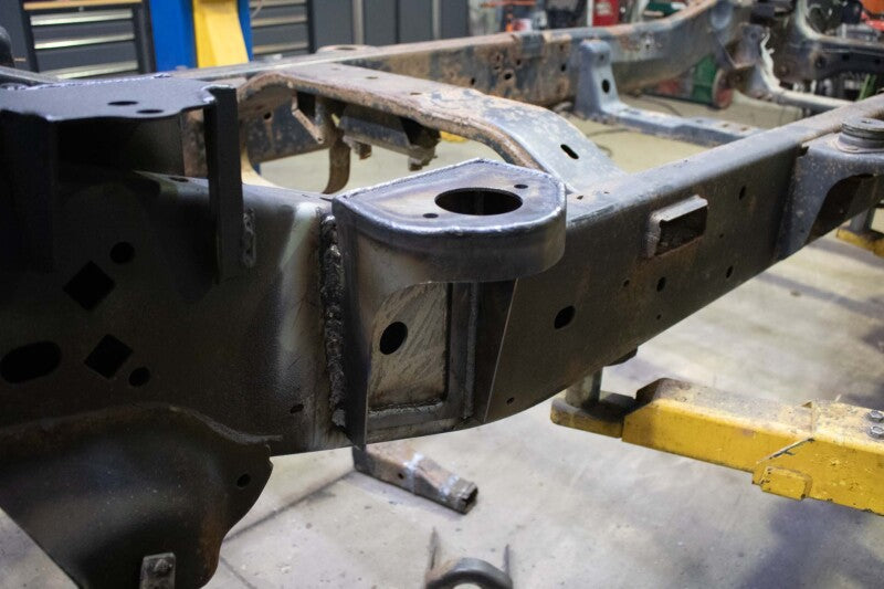 Rustbuster Rear Cab Mount Right Side
