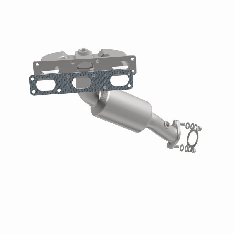 MagnaFlow Conv DF BMW 01-05 325 2.5L / 01-05 330 3.0L / 01-02 Z3 2.5L/3.0L California - Rear Magnaflow