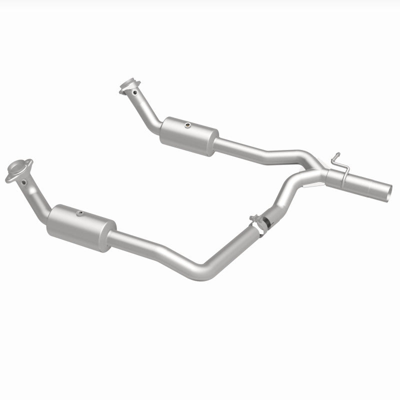 Magnaflow 09-13 Ford E-350 Super Duty V10 6.8 OEM Underbody Direct Fit Catalytic Converter Magnaflow