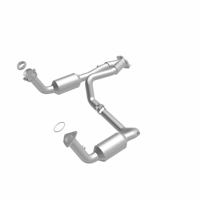 MagnaFlow Conv Direct Fit OEM 2005 GMC Sierra/Chevrolet Silverado 1500/Cadillac Escalade Underbody Magnaflow