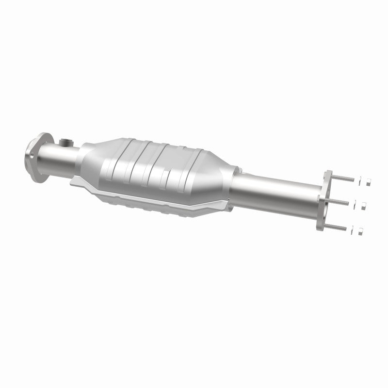 MagnaFlow Conv DF Jeep Wrangler 00-04 OEM Magnaflow