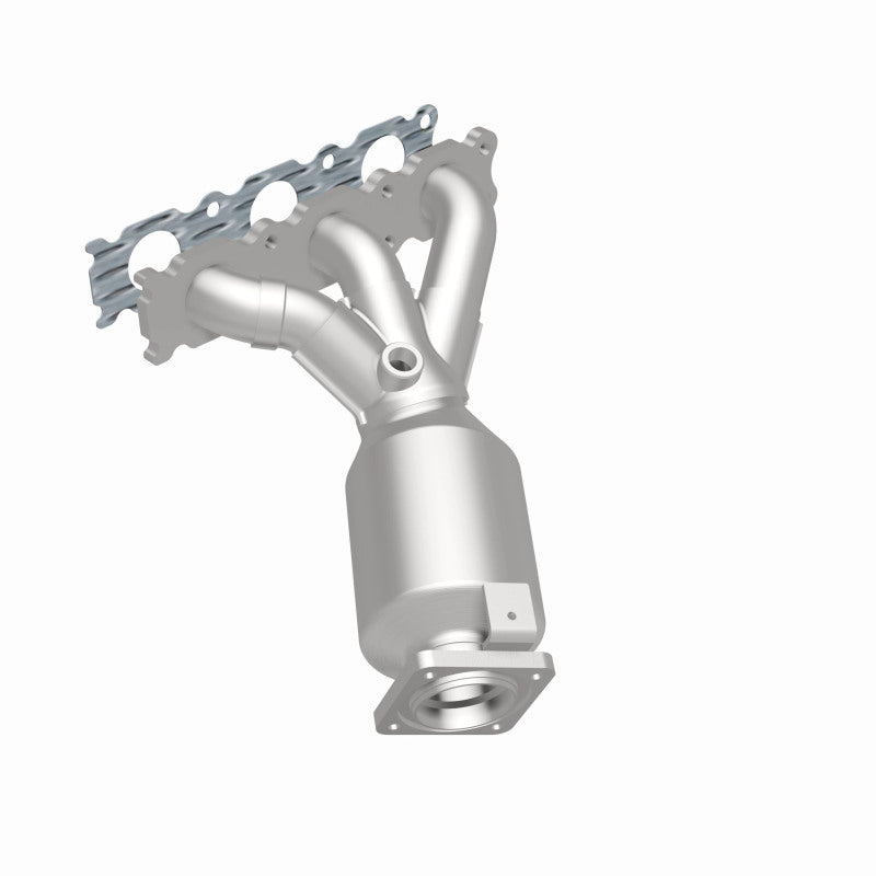 Magnaflow 2007 XC90 3.2L Underbody Direct Fit Converter Magnaflow
