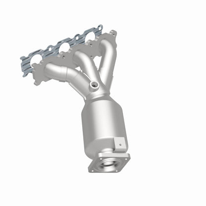 Magnaflow 2007 XC90 3.2L Underbody Direct Fit Converter Magnaflow