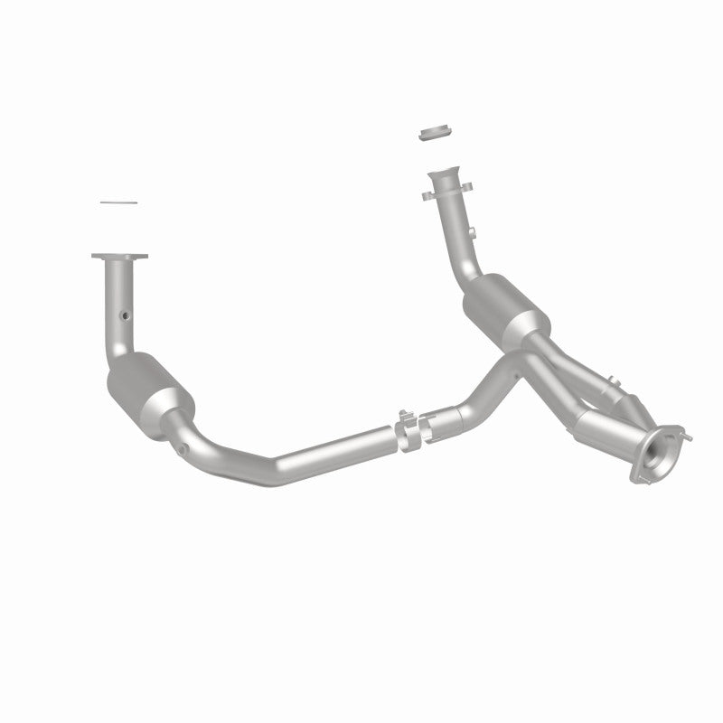 MagnaFlow Conv Direct Fit OEM 2005 GMC Sierra/Chevrolet Silverado 1500/Cadillac Escalade Underbody Magnaflow