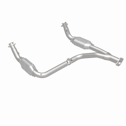 MagnaFlow Conv DF 00-01Tahoe/Yukon V8 5.7L Magnaflow