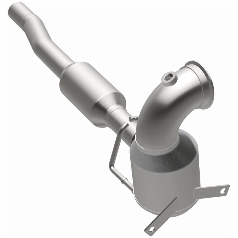 Magnaflow 16-18 Volkswagen Jetta L4 OEM Underbody Single Direct Fit Converter Magnaflow