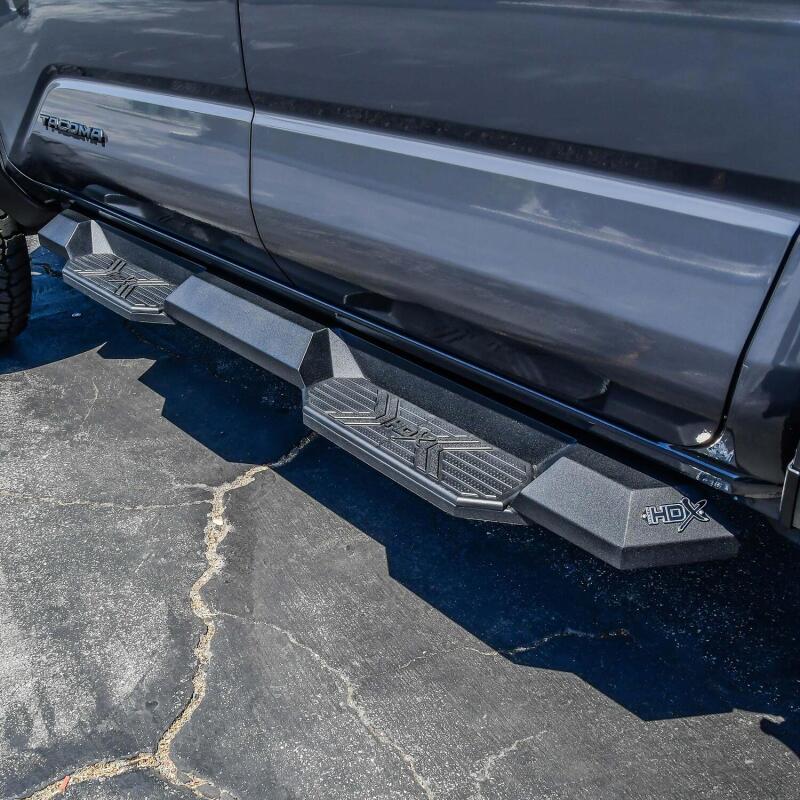 Westin/HDX 2024+ Toyota Tacoma Double Cab Xtreme Nerf Step Bars - Textured Black