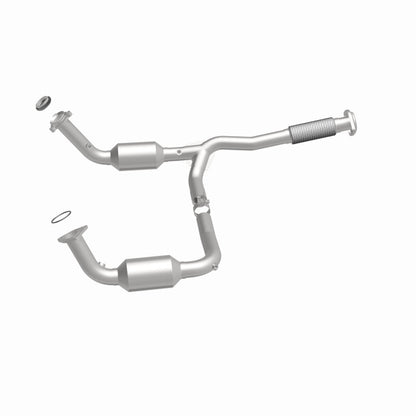 Magnaflow 2004 Buick Rainier 5.3L Direct Fit Converter Magnaflow
