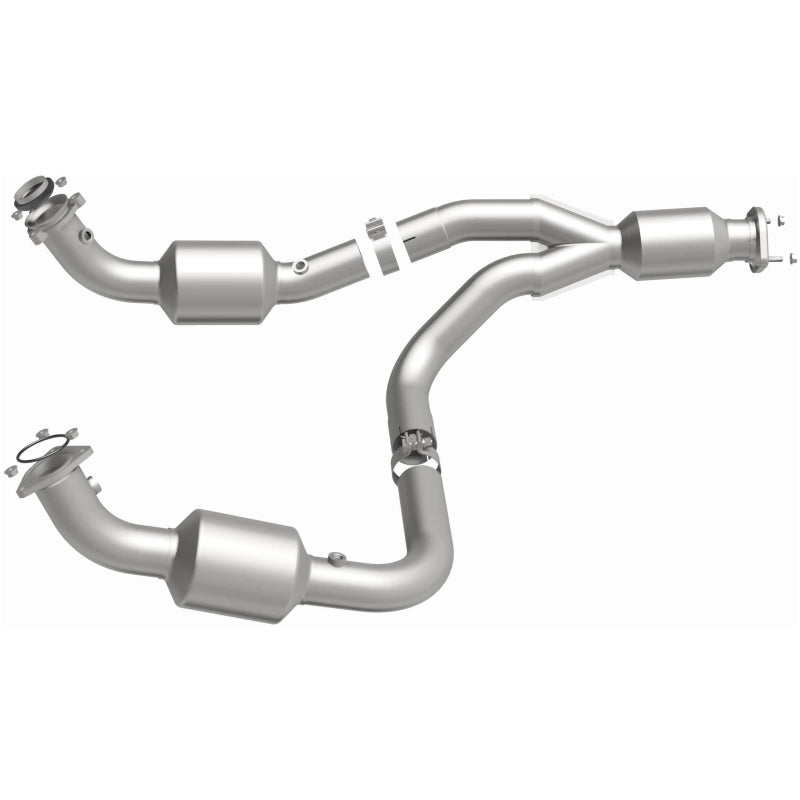 Magnaflow 12-20 Chevrolet Express 4500 Underbody 6.0L Direct Fit Catalytic Converter Magnaflow