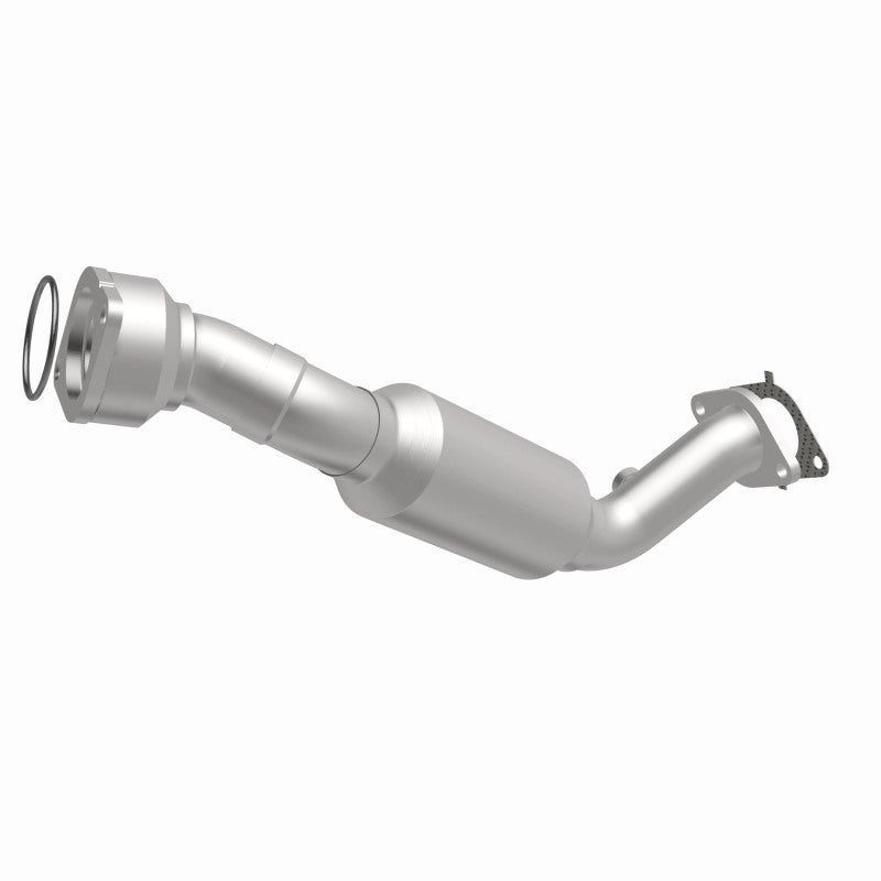 Magnaflow 09-11 Lucerne V6 3.9L OEM Underbody Direct Fit Catalytic Converter