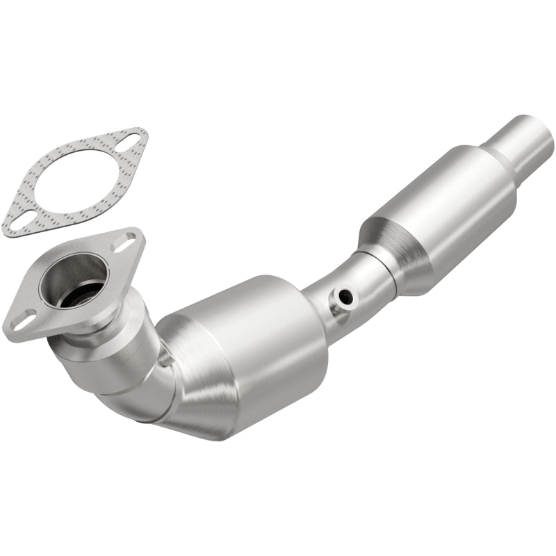 Magnaflow 12-15 Chevrolet Camaro 6.2L Direct Fit Converter Magnaflow